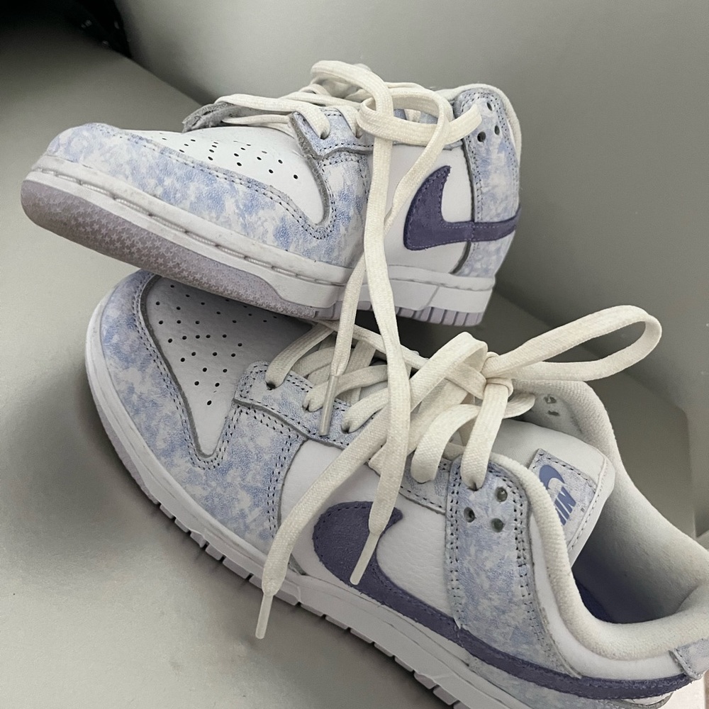 Womens purple and white Nike dunks